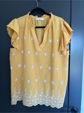 Solitaire Yellow Eyelet Flutter Sleeve Blouse